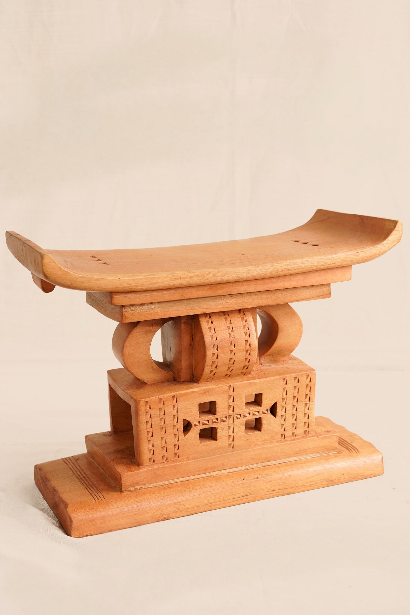 Ashanti Stool 001