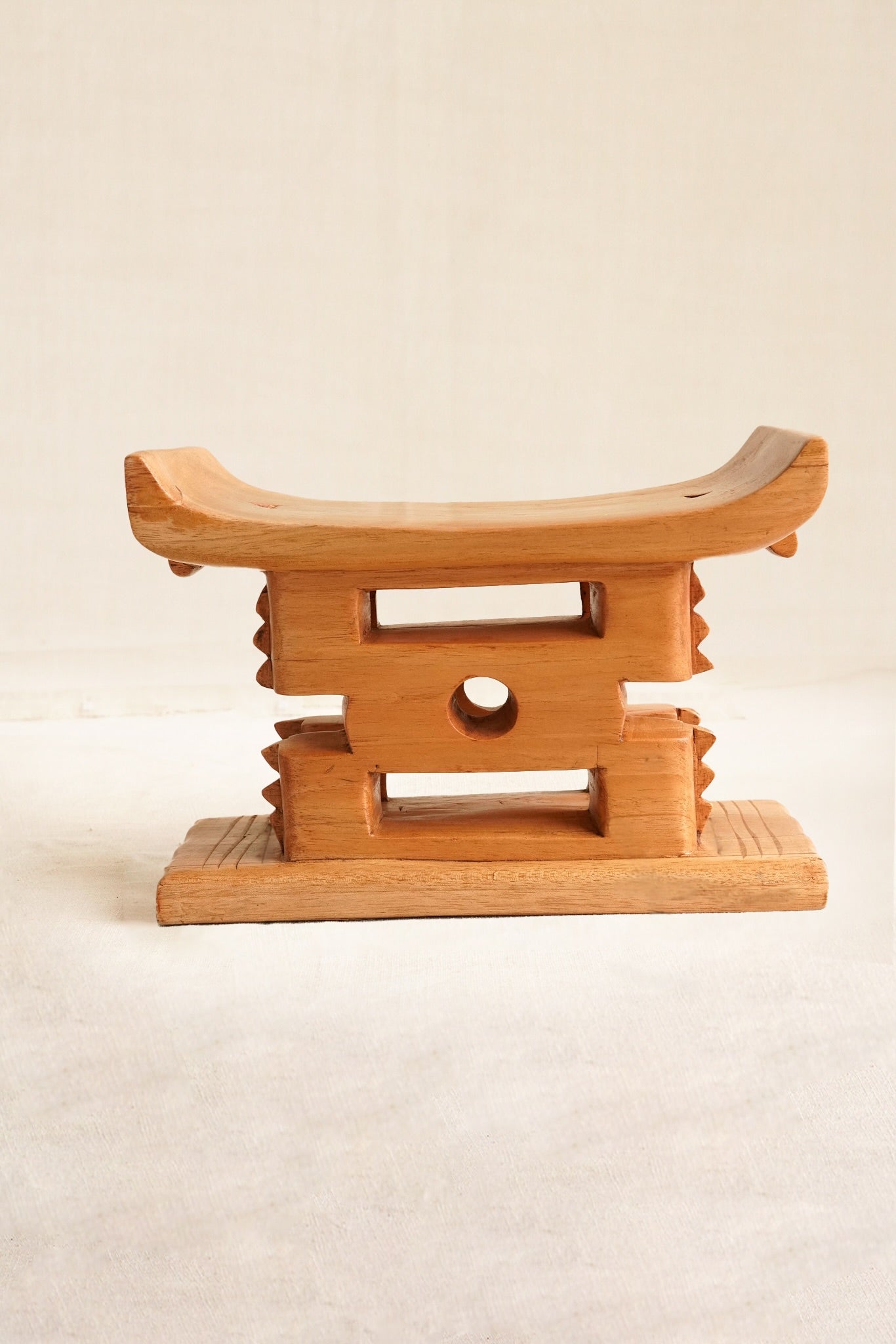 Miniature Ashanti Stool 018