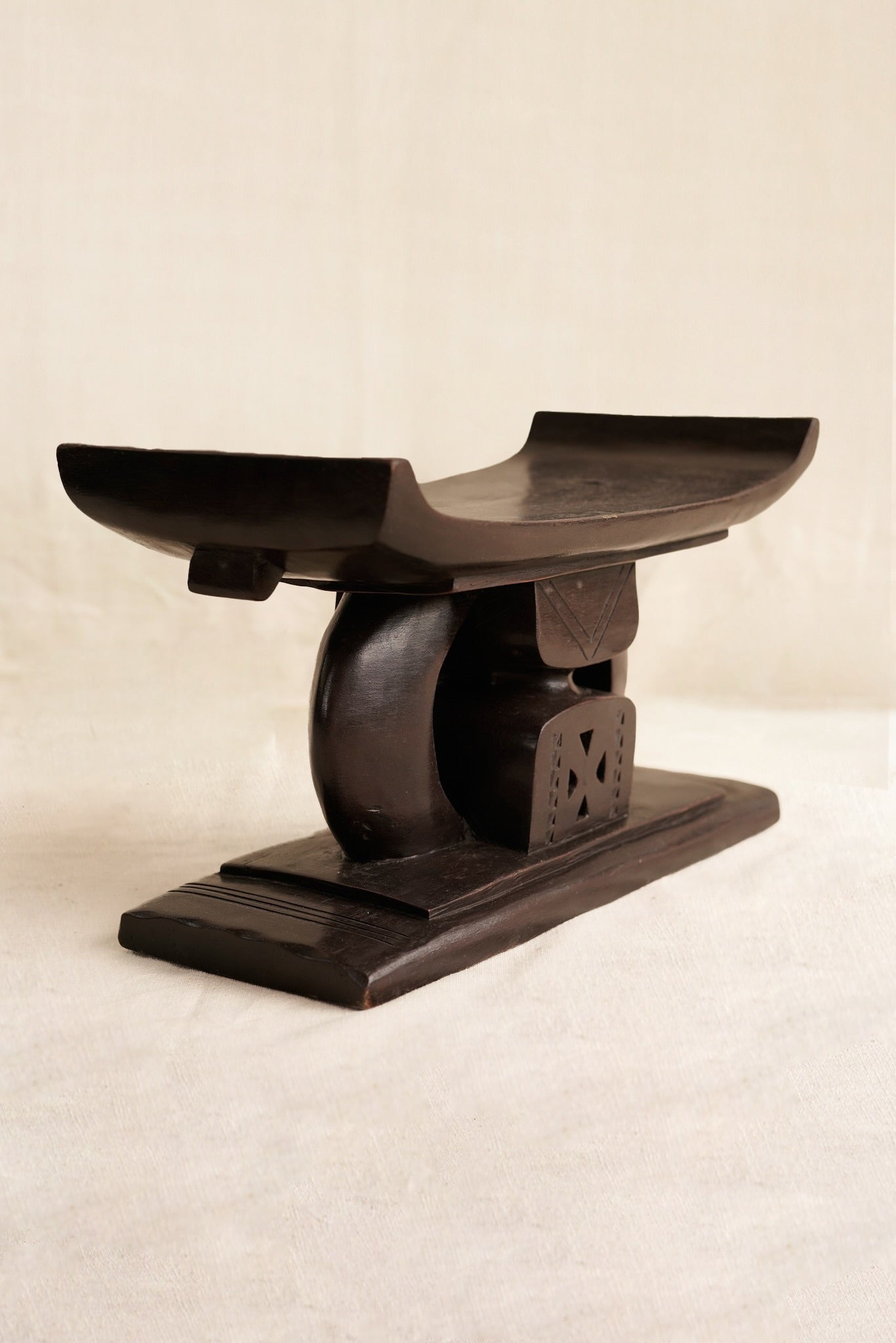 Miniature Ashanti Stool 012