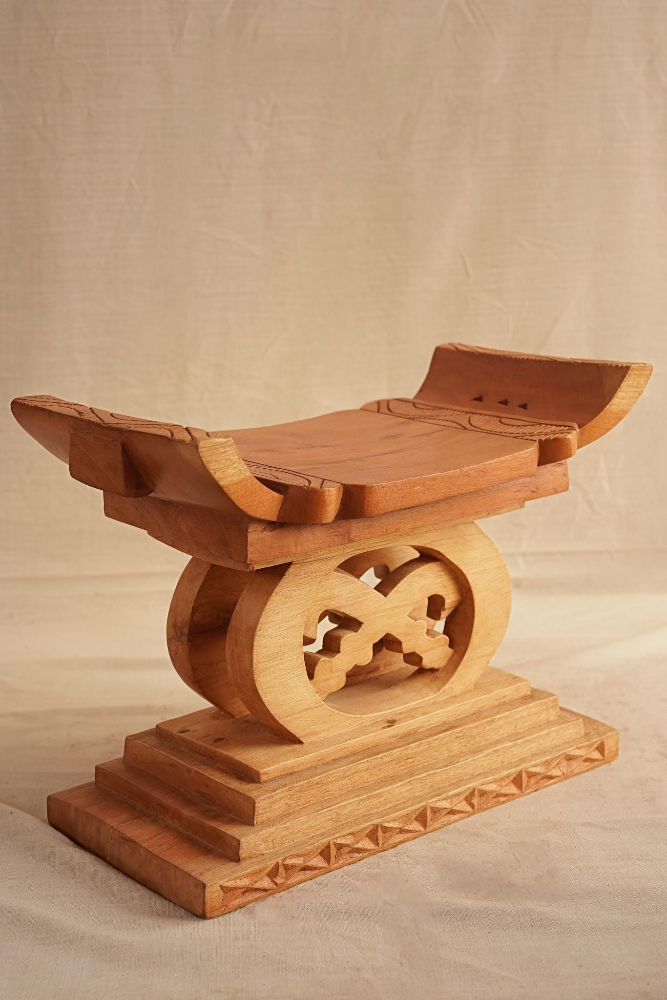 Ashanti Stool 023_Akofena