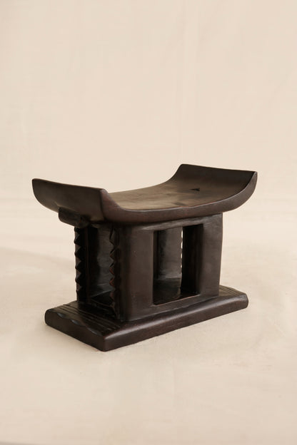 Miniature Ashanti Stool 013