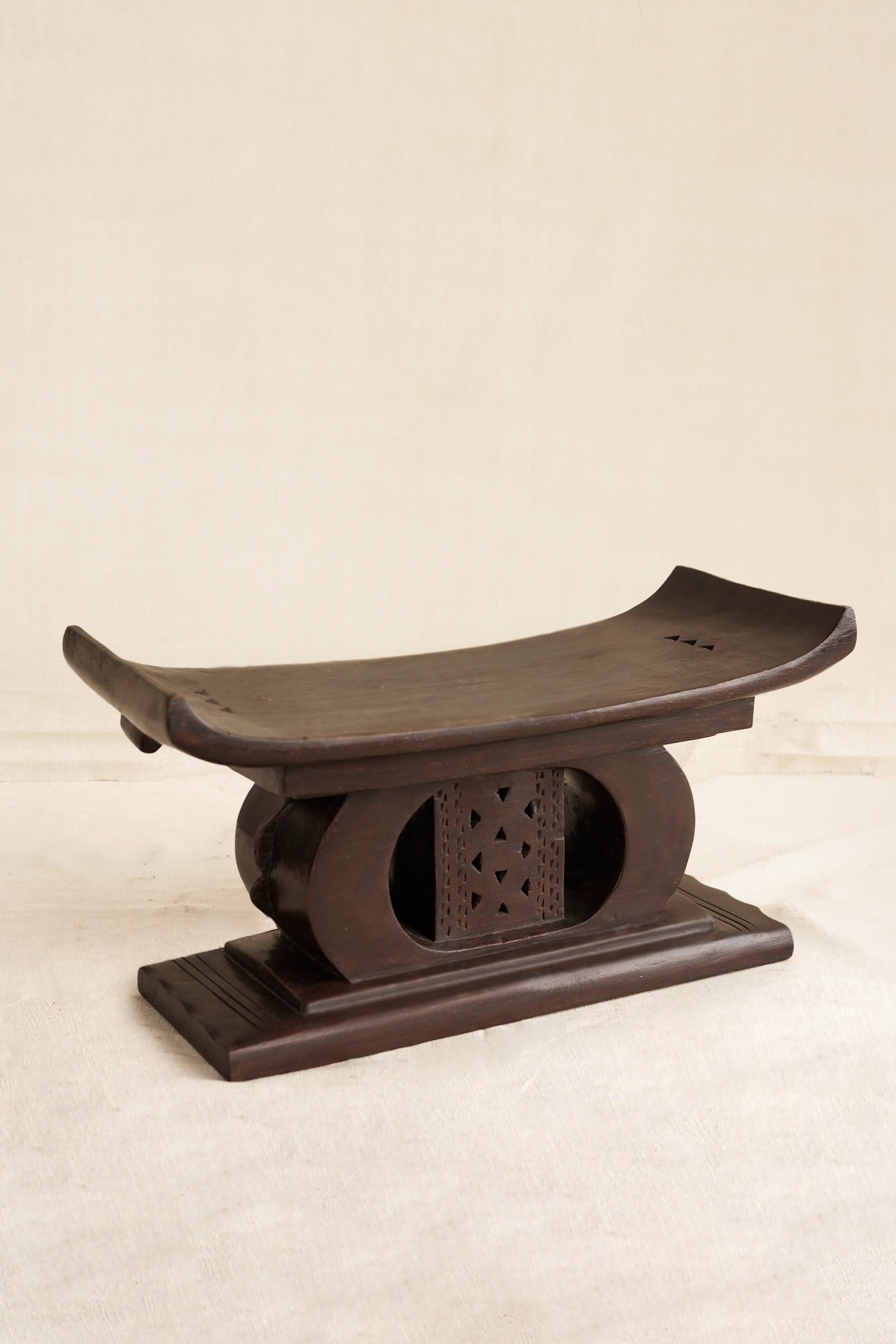 Miniature Ashanti Stool 003