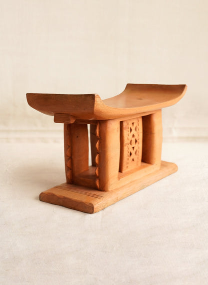 Miniature Ashanti Stool 019