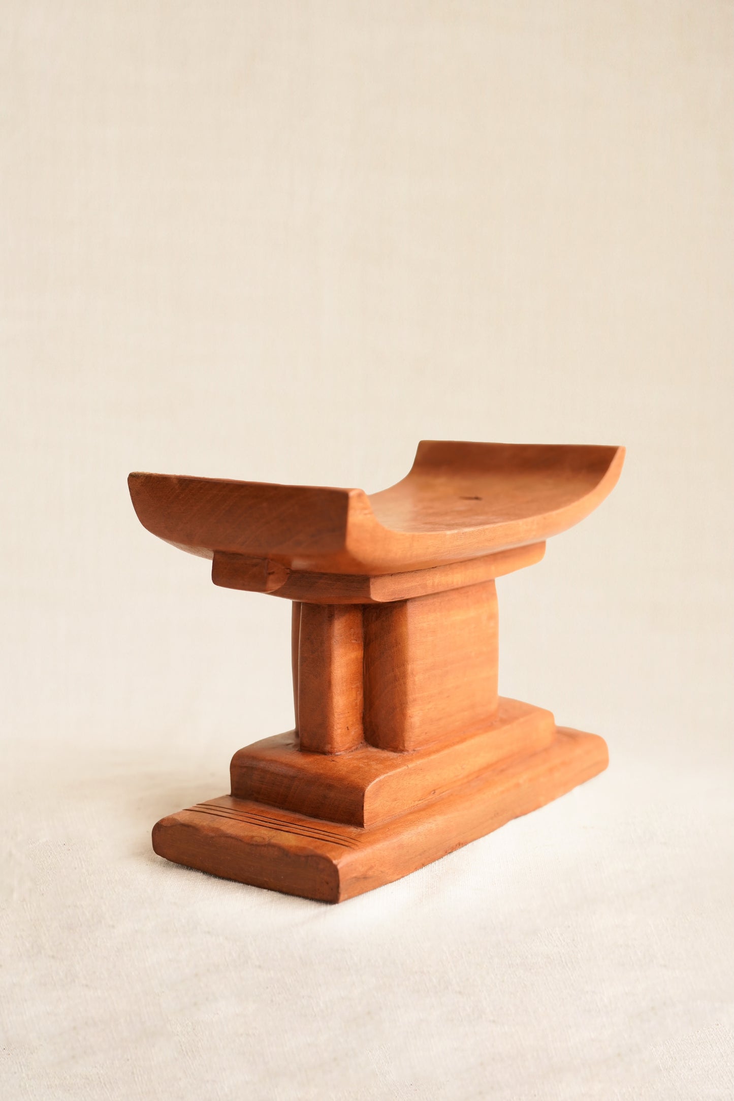 Miniature Ashanti Stool 016